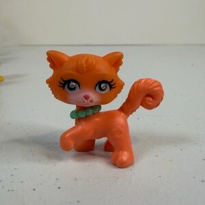 POLLY POCKET SPARKLIN' PETS MATTEL CAT BEIGE EYES BLUE CAT NECKLACE toy